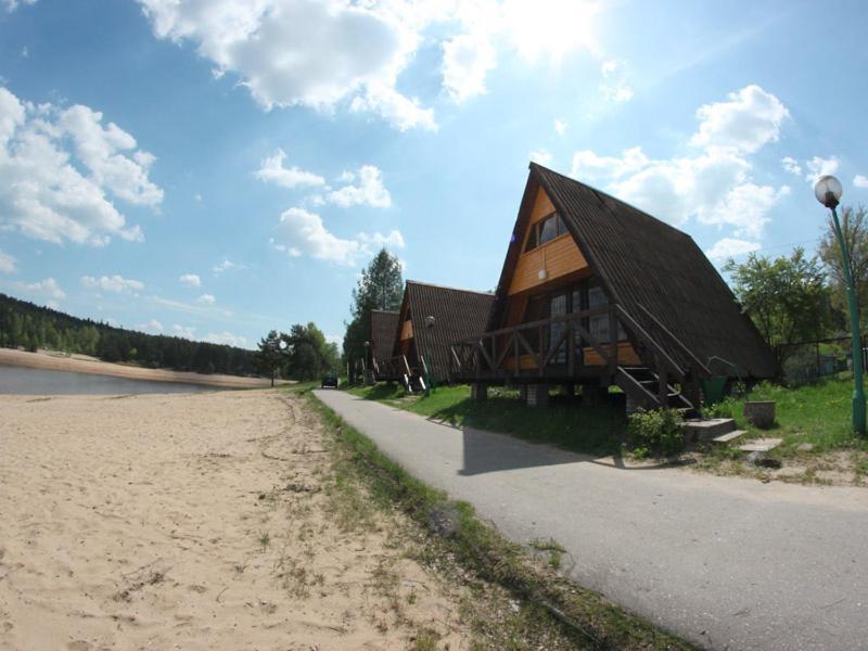 Osrodek Wypoczynku I Rekreacji Rejow Hotel Skarzysko-Kamienna Exterior photo